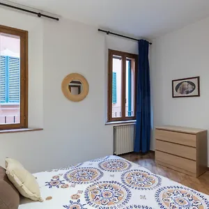 Modi, By Short Holidays Apartament Bolonia